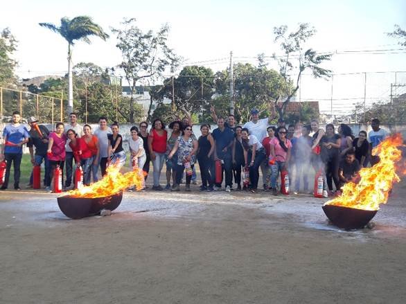 17_10_Pocando_Brigada de incendio 1